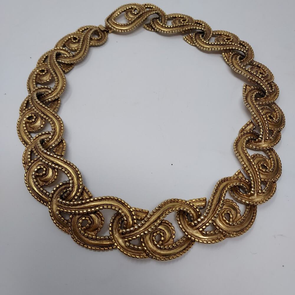 Florentine Links Statement Necklace Textured Gold Tone Ornate 18.5" Y2K Vintage - Picture 10 of 11